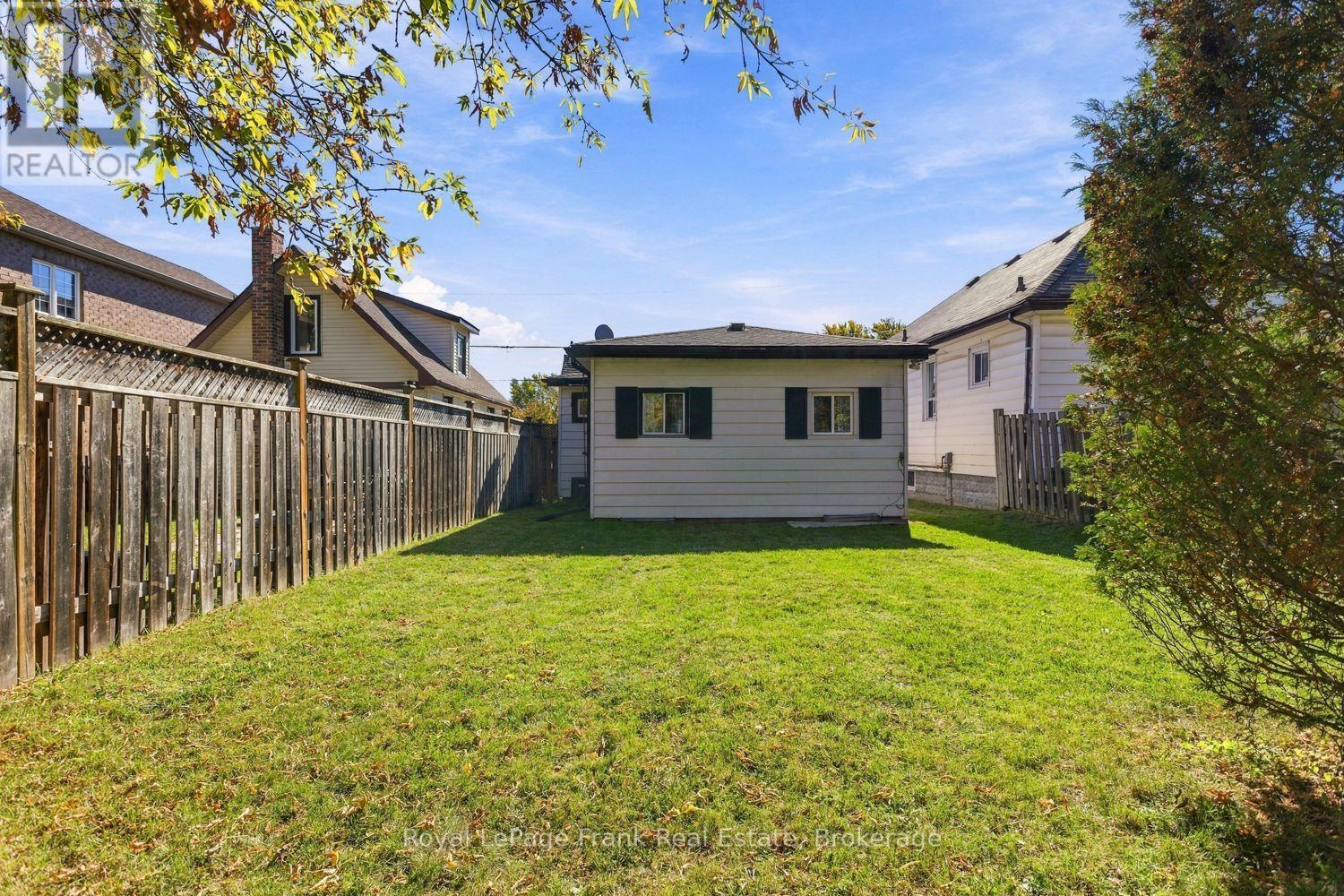 304 Pine Avenue Property Photo 19