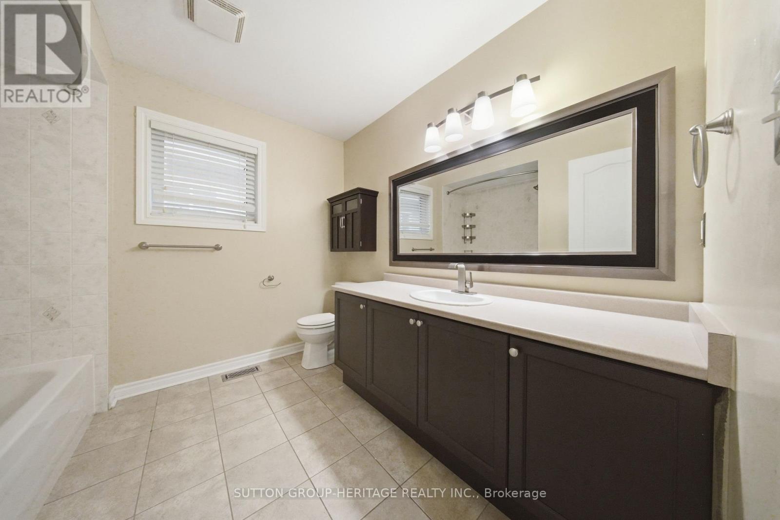 16 Shrewsbury Drive Property Photo 34