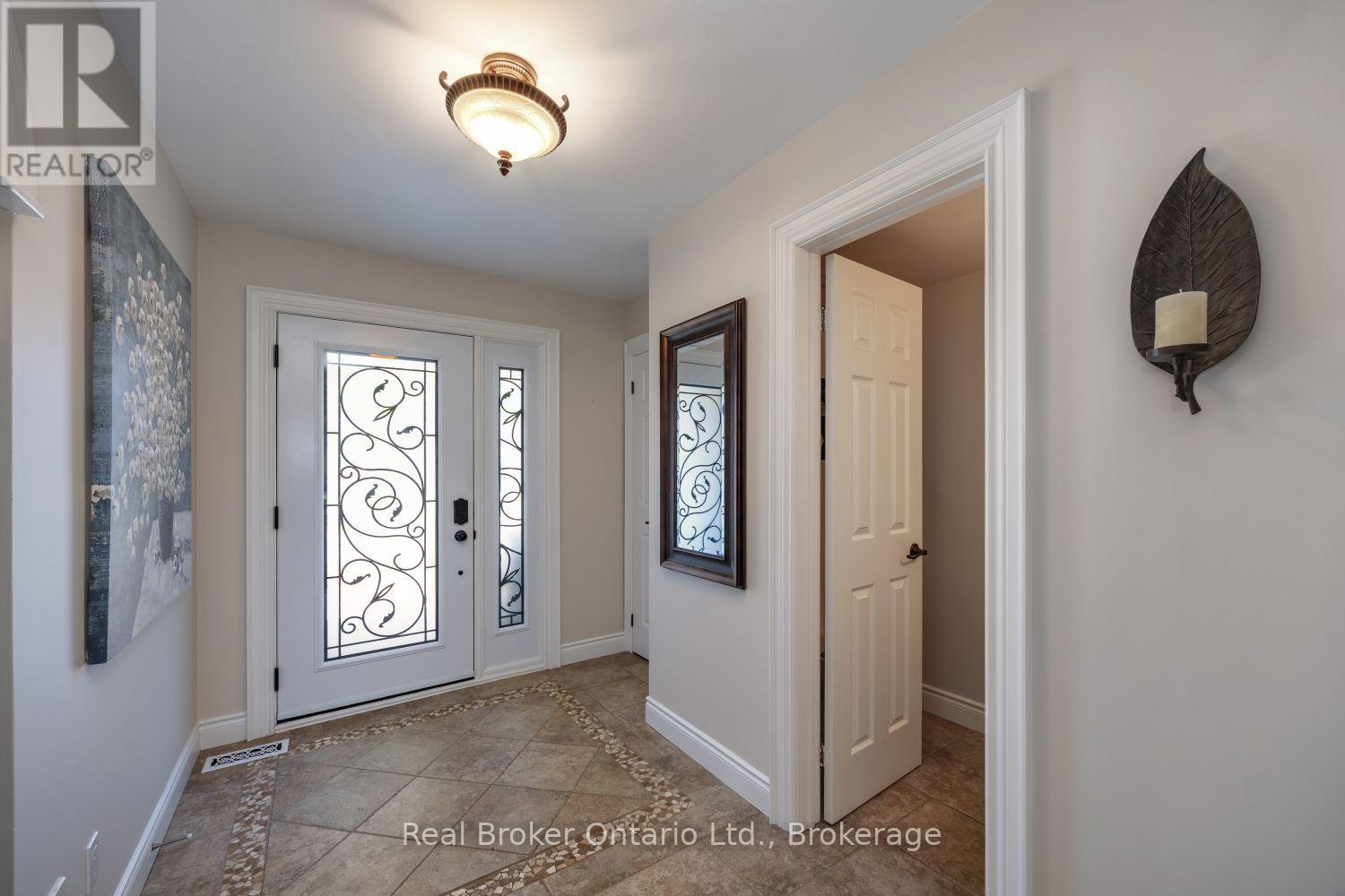 550 Crimson Court Property Photo 7