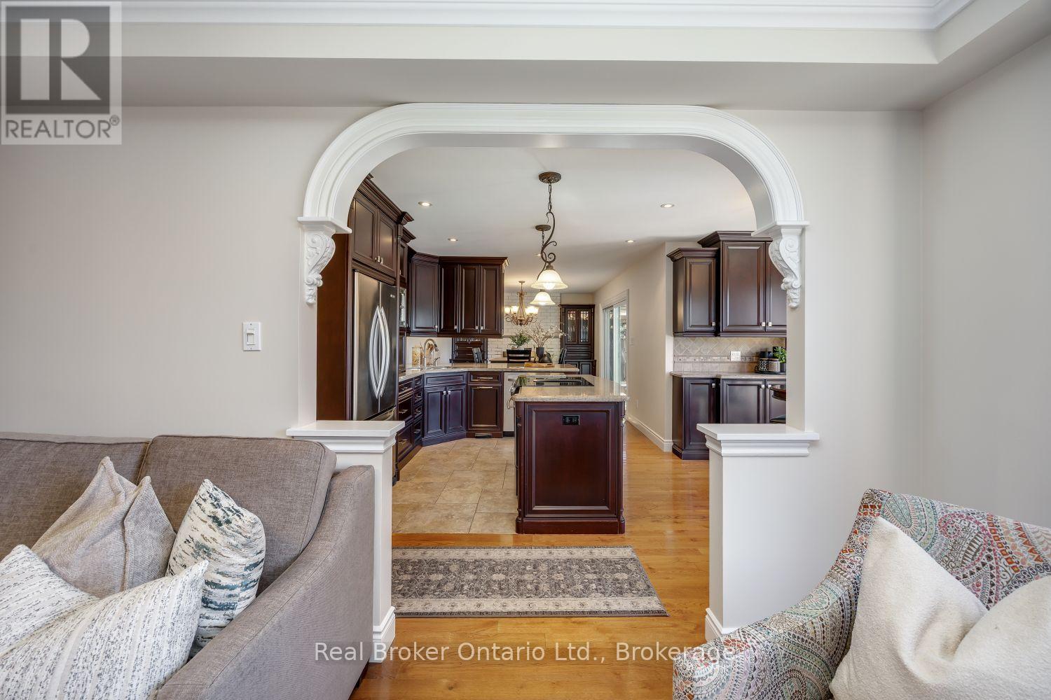 550 Crimson Court Property Photo 13