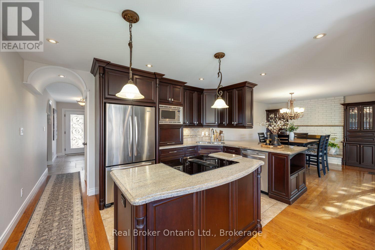 550 Crimson Court Property Photo 15