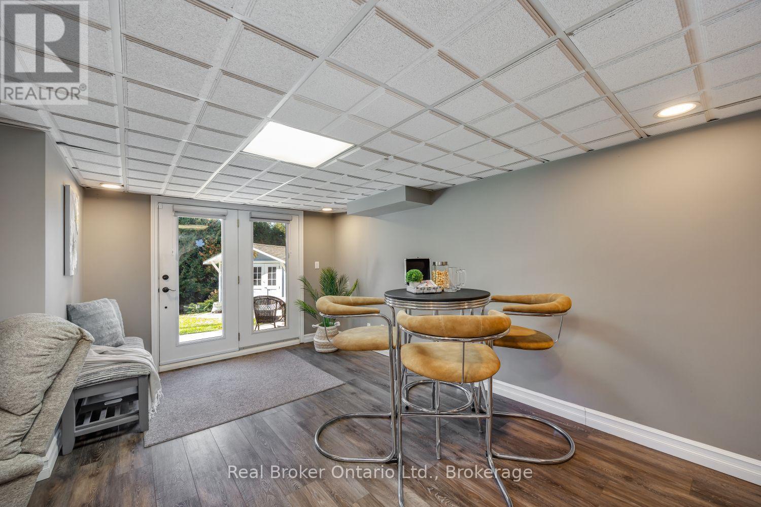 550 Crimson Court Property Photo 31