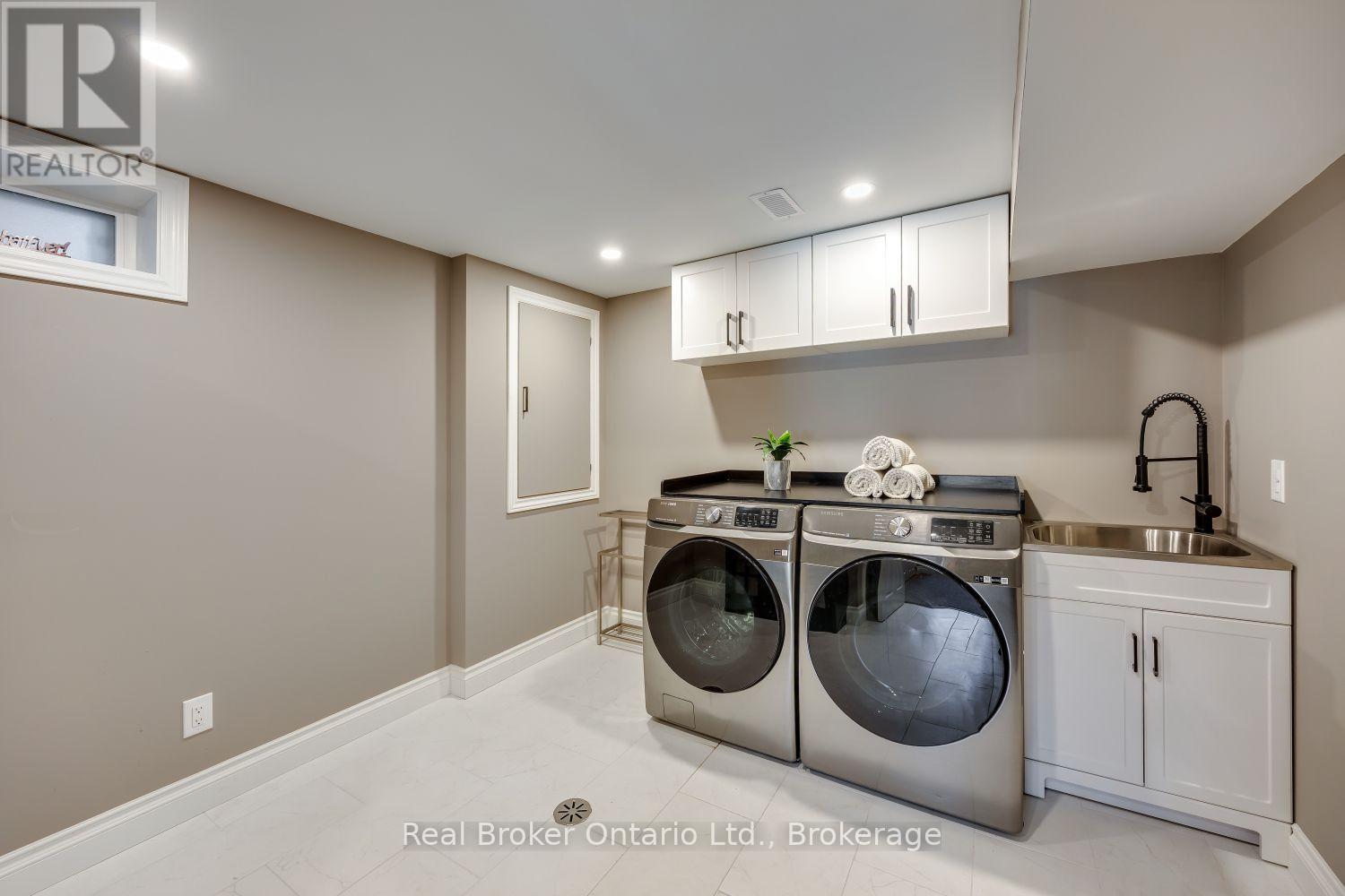 550 Crimson Court Property Photo 35