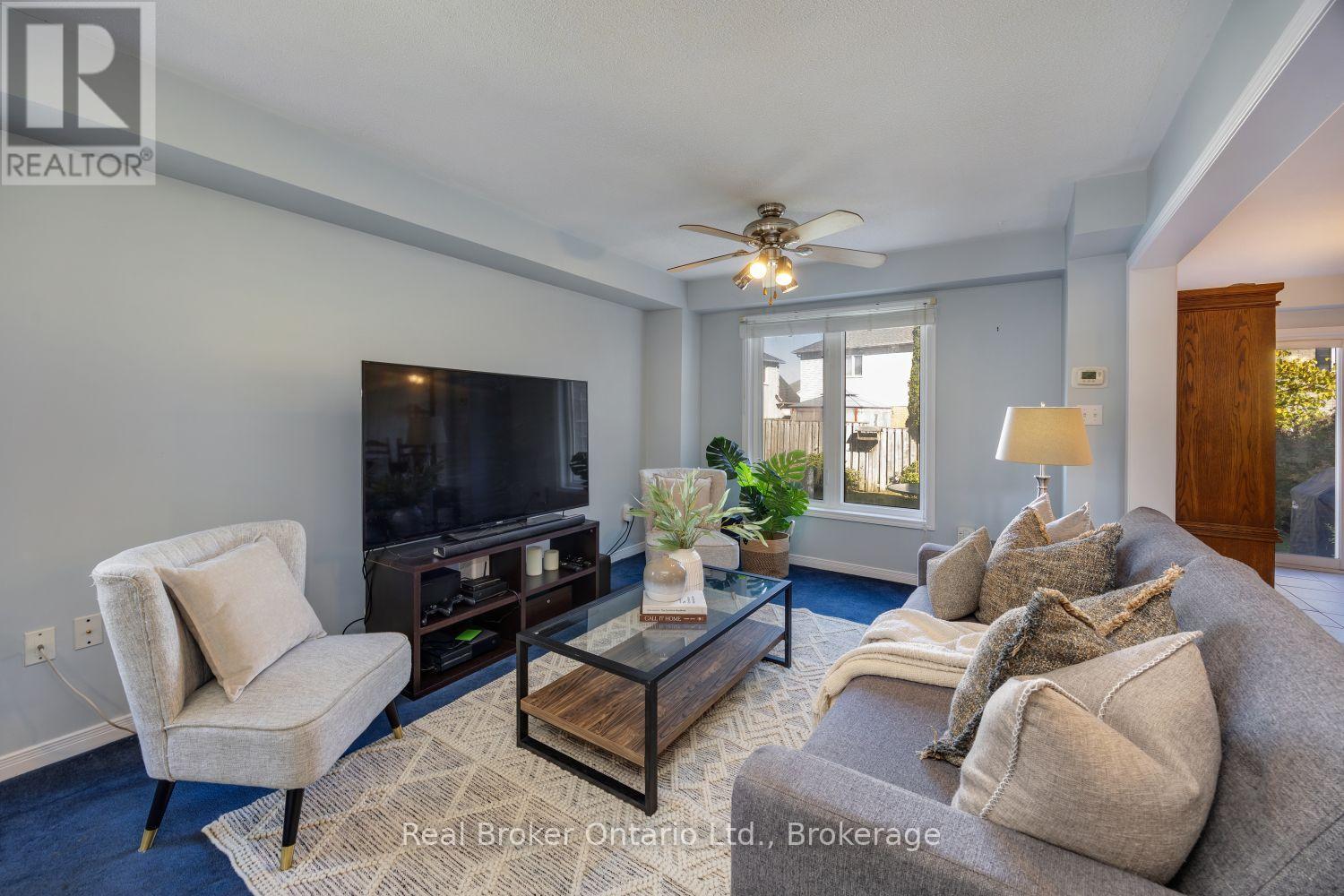 213 Hutton Place Property Photo 16