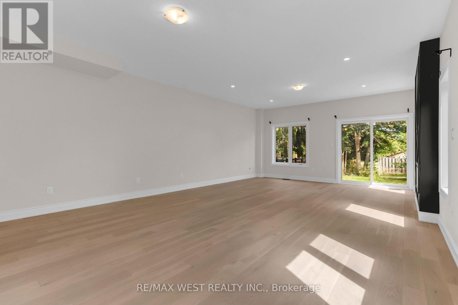 131 Guelph Street Property Photo 8