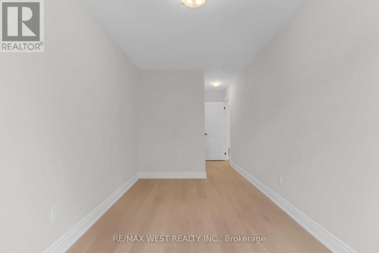 131 Guelph Street Property Photo 33