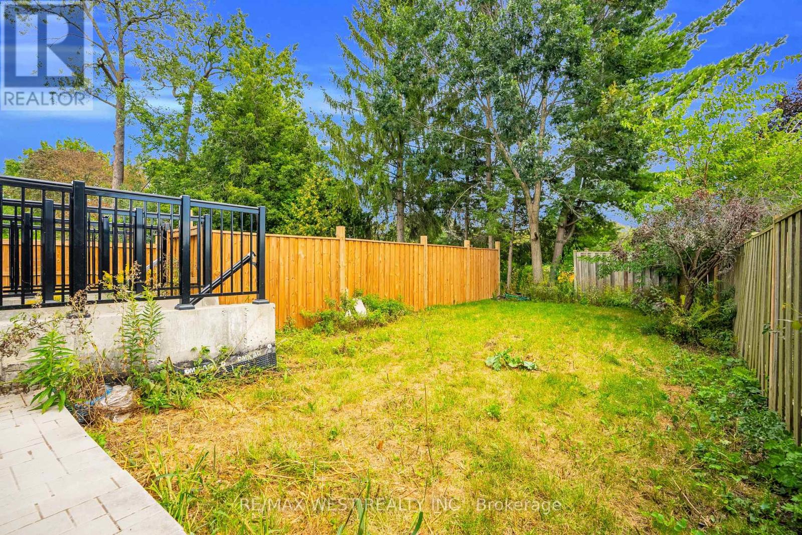 131 Guelph Street Property Photo 41