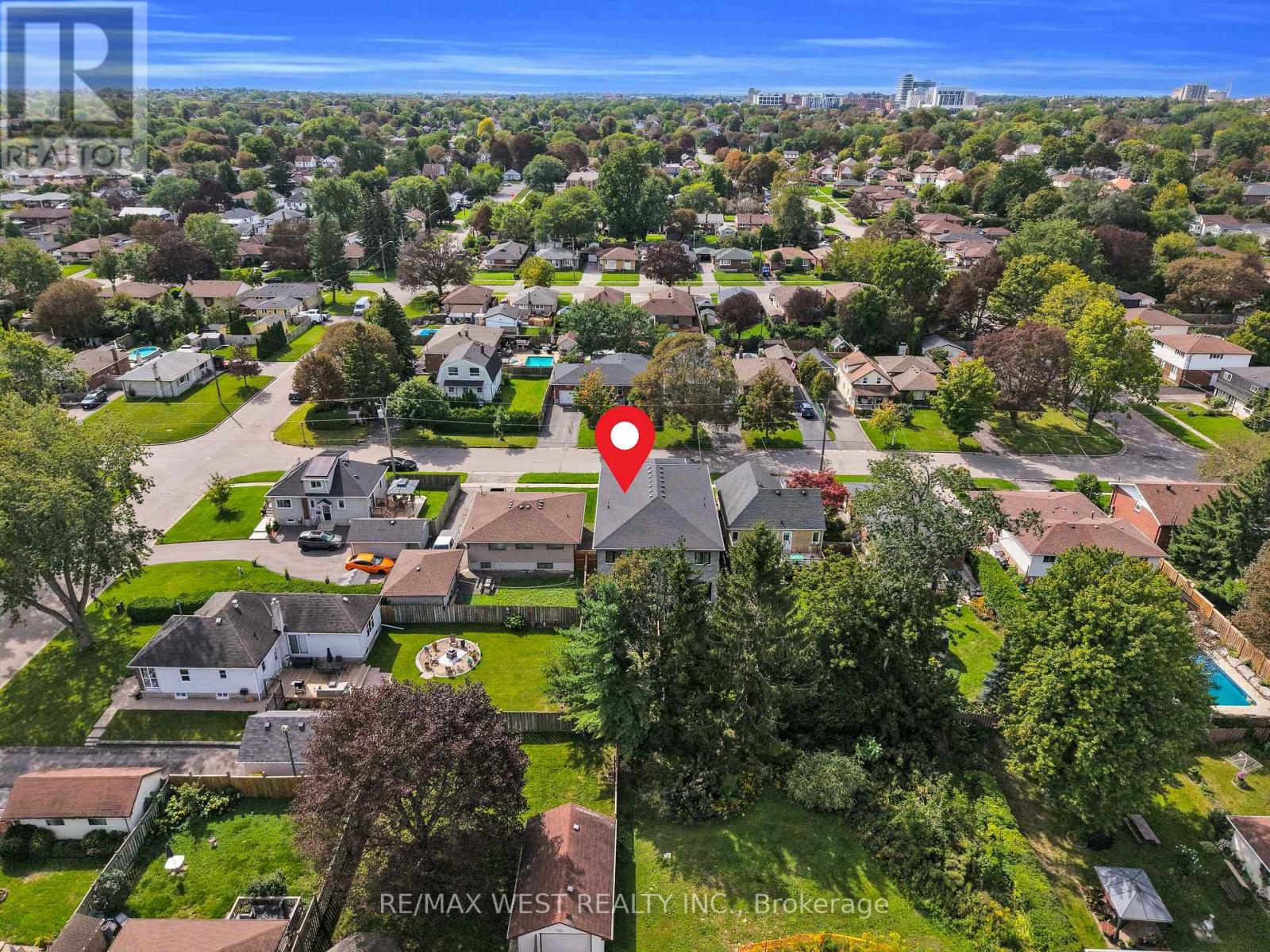 131 Guelph Street Property Photo 47
