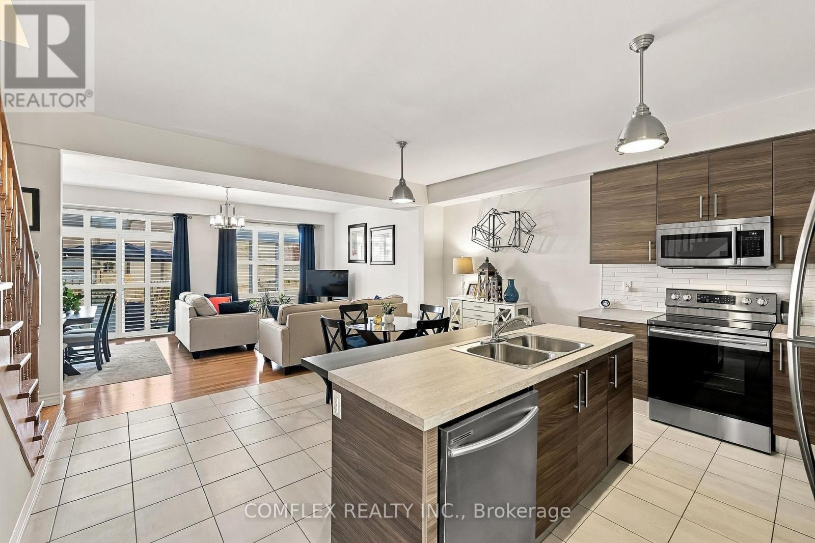 61 Lyle Drive Property Photo 10
