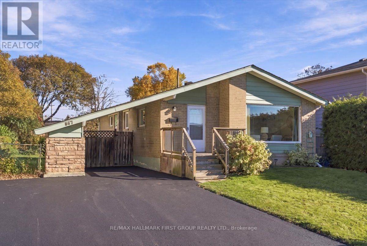 867 Chapleau Drive Property Photo 2