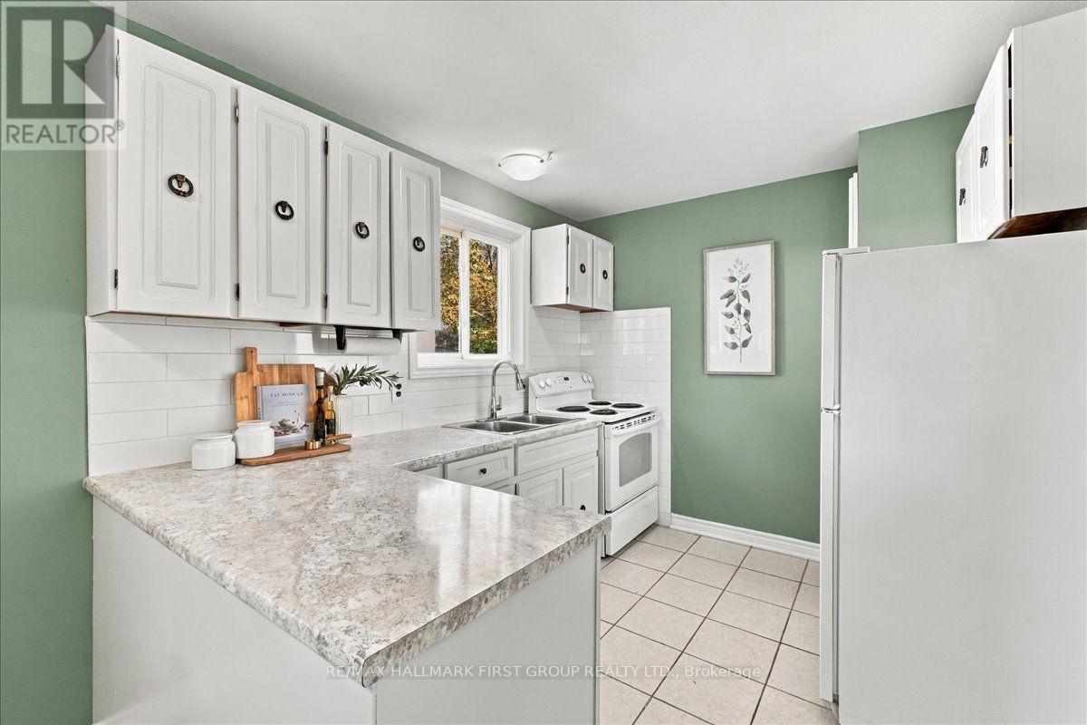 867 Chapleau Drive Property Photo 10