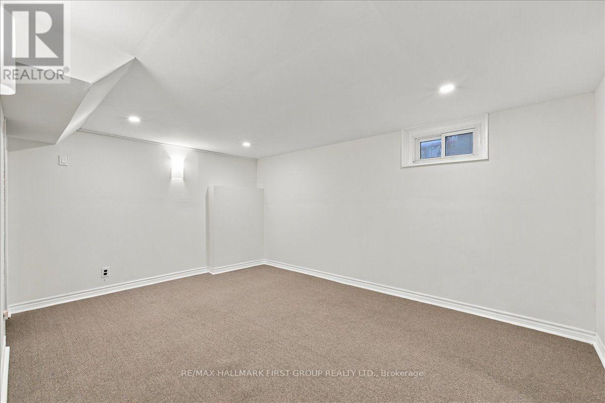 867 Chapleau Drive Property Photo 31