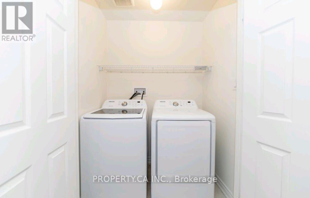 2032 Cameron Lott Crescent Property Photo 12