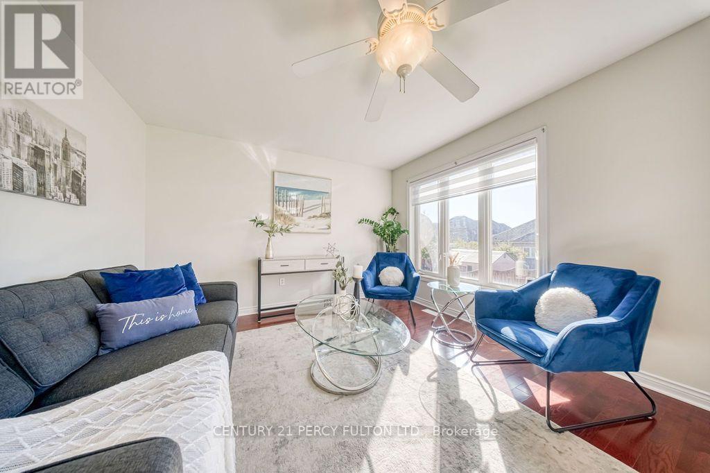 26 Root Crescent Property Photo 16