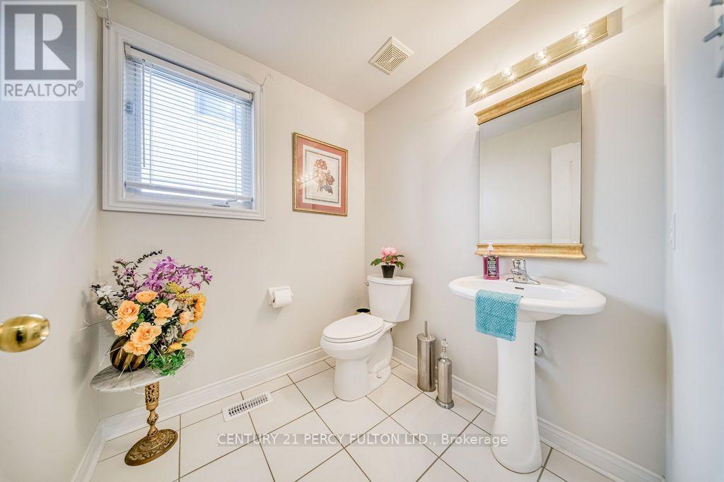 26 Root Crescent Property Photo 18