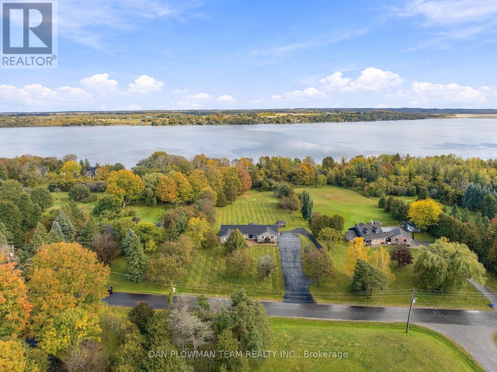 30 Castle Harbour Drive Property Photo 1