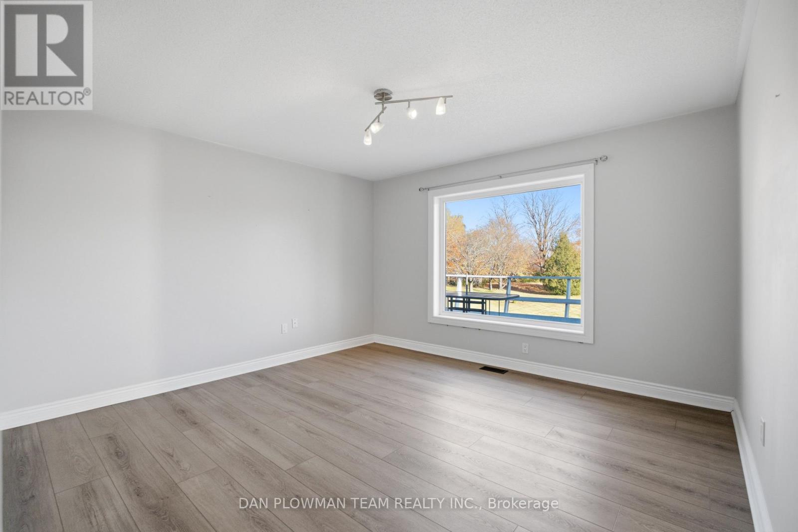 30 Castle Harbour Drive Property Photo 7
