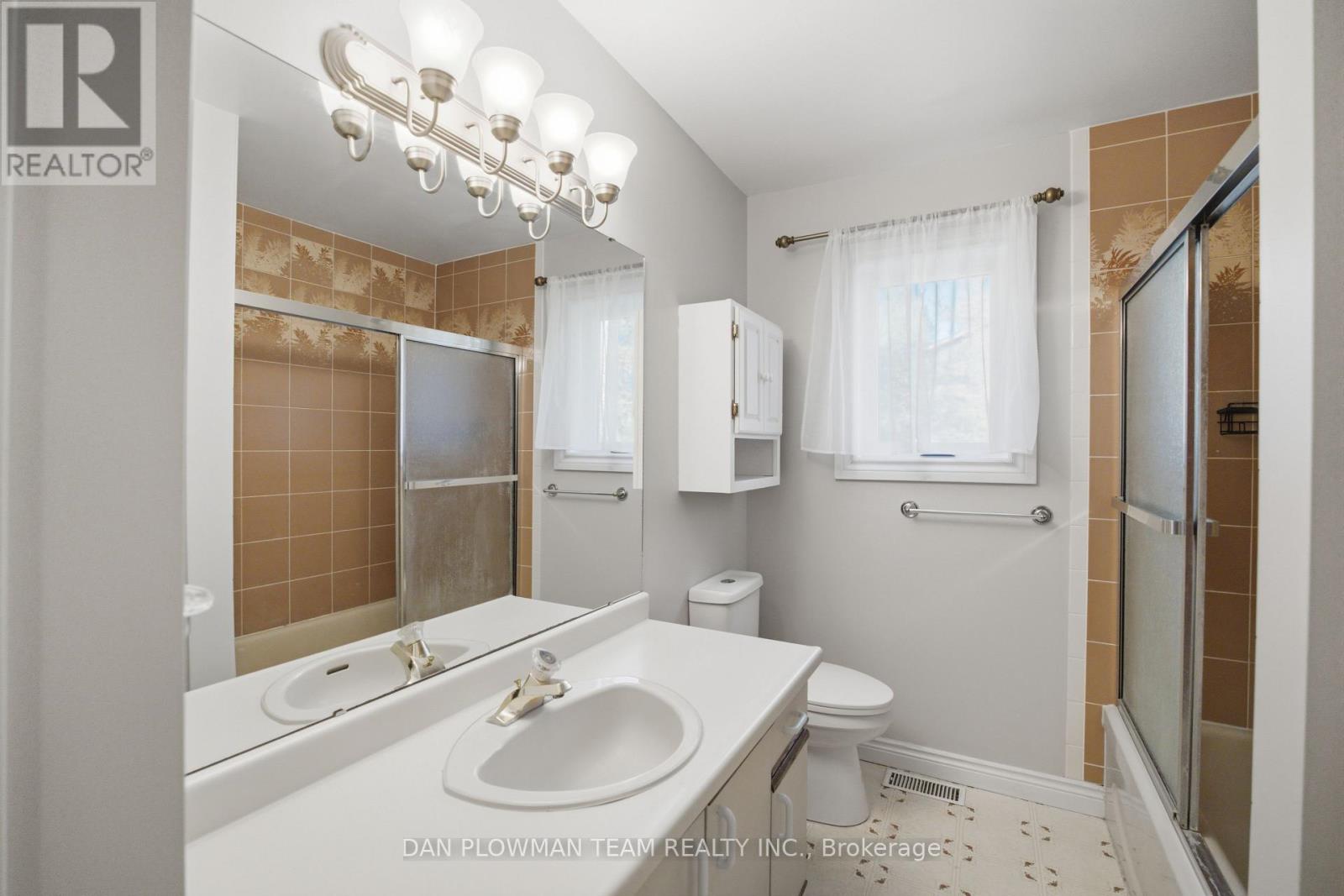 30 Castle Harbour Drive Property Photo 18