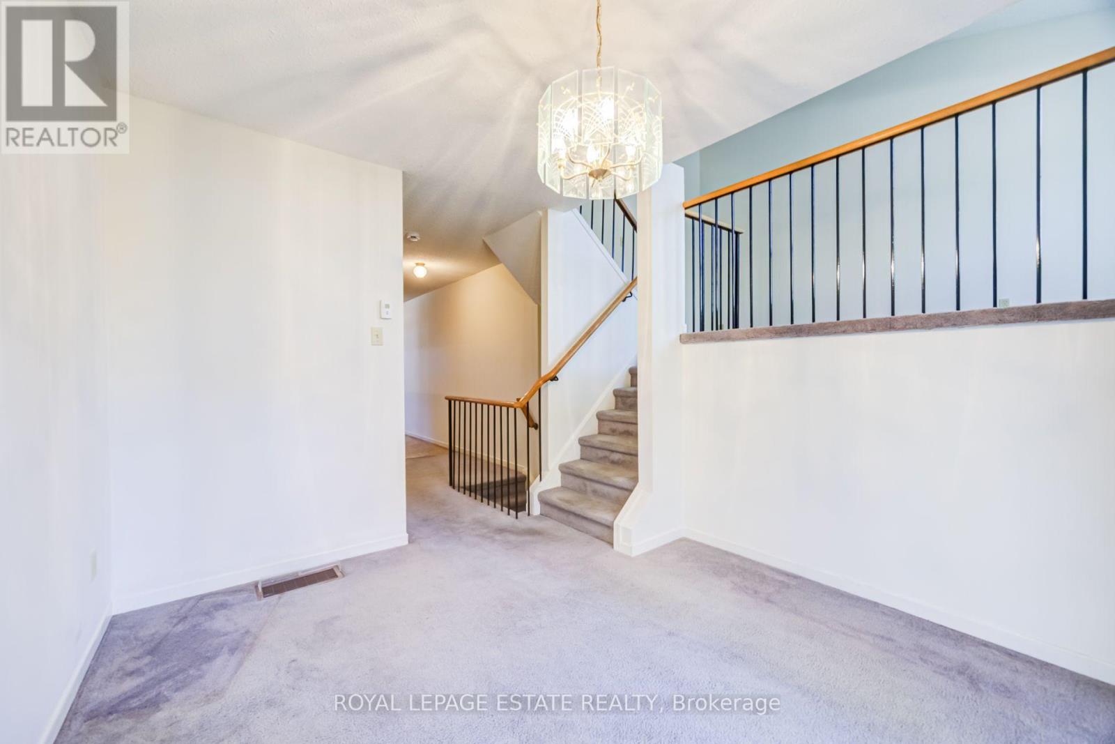 73 Spring Forest Square Property Photo 12