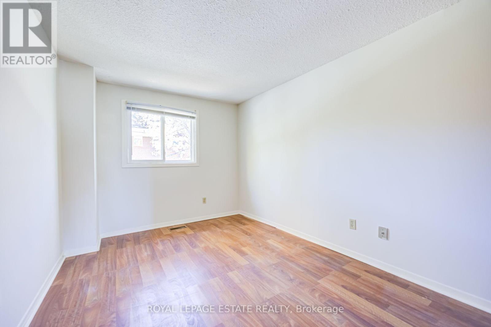 73 Spring Forest Square Property Photo 19