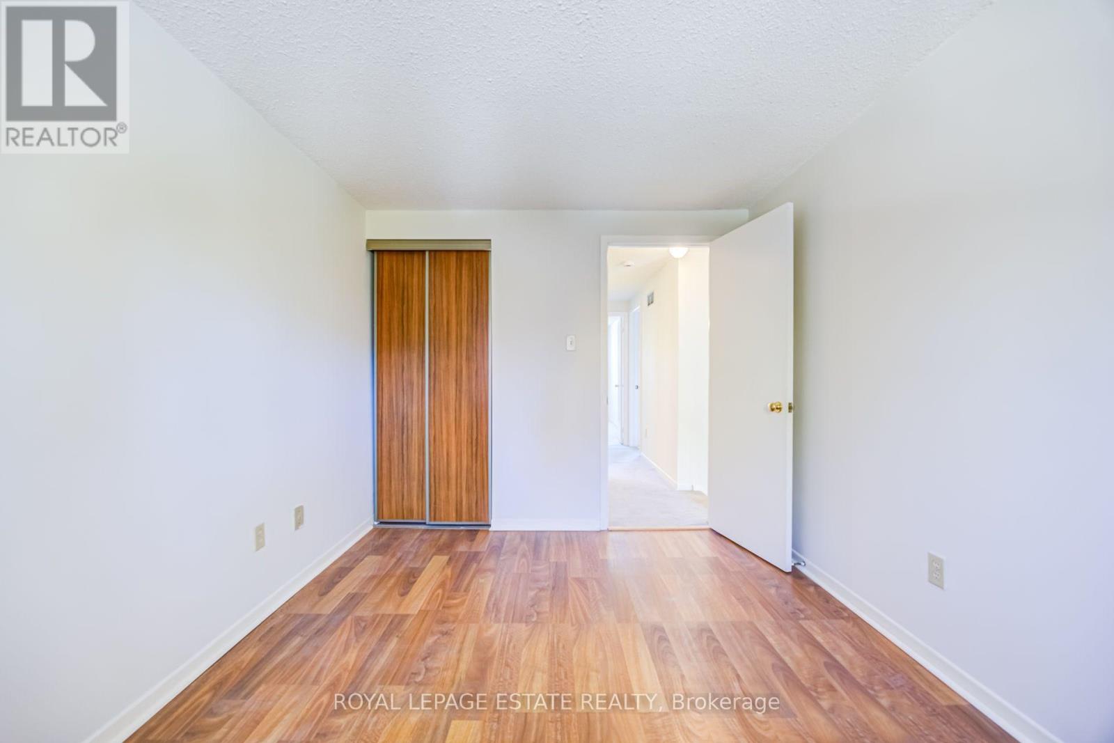 73 Spring Forest Square Property Photo 20