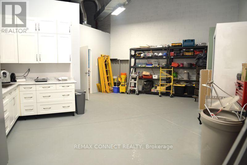 18 - 850 Tapscott Road Property Photo 12