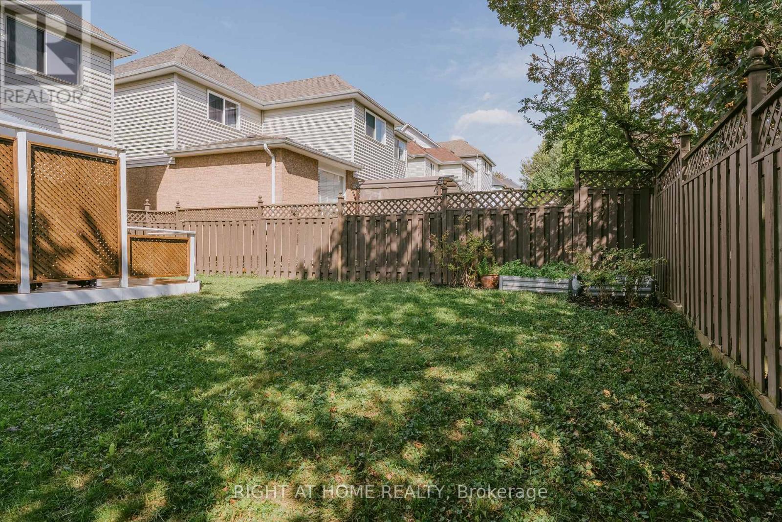 1014 Summitview Crescent Property Photo 12