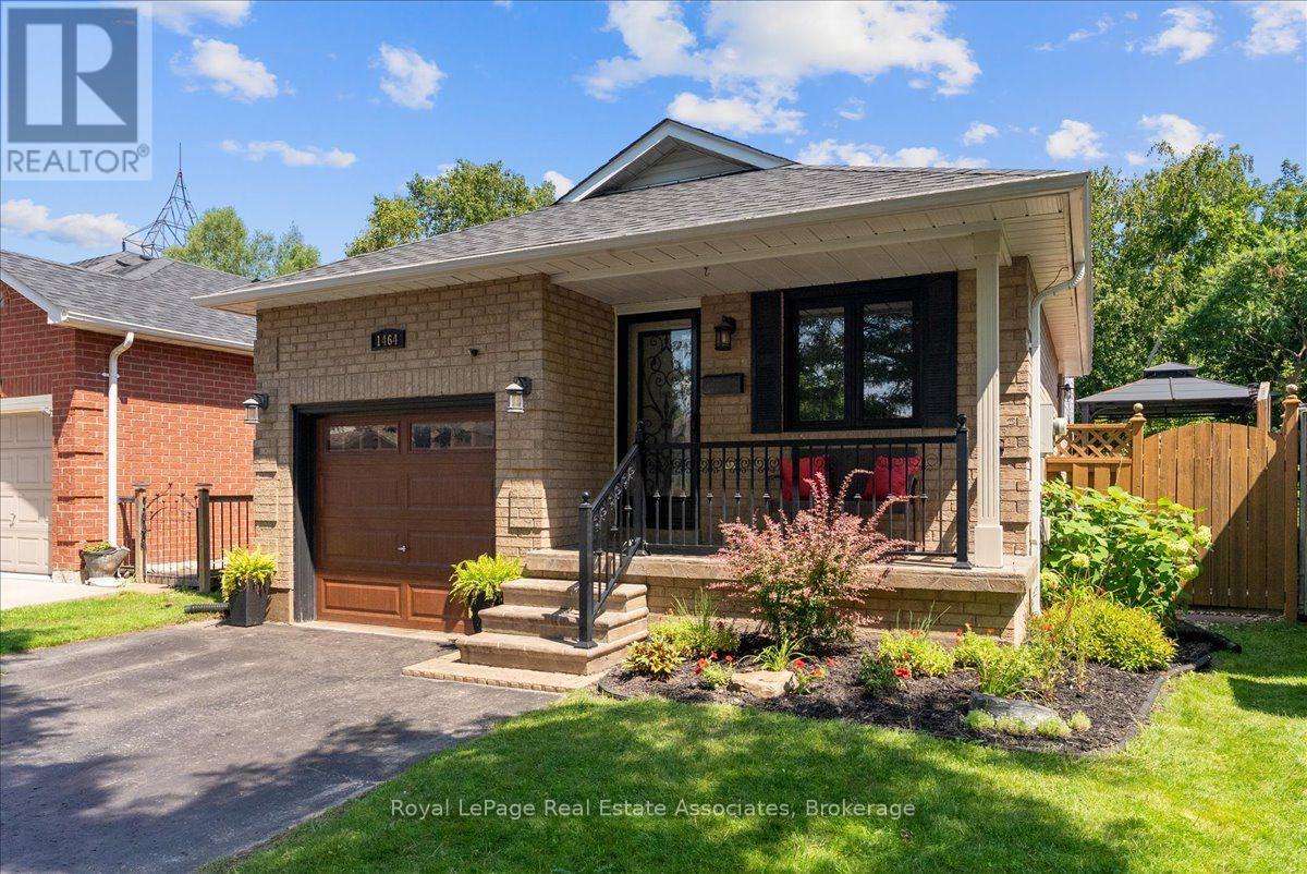 1464 Trowbridge Drive Property Photo 1