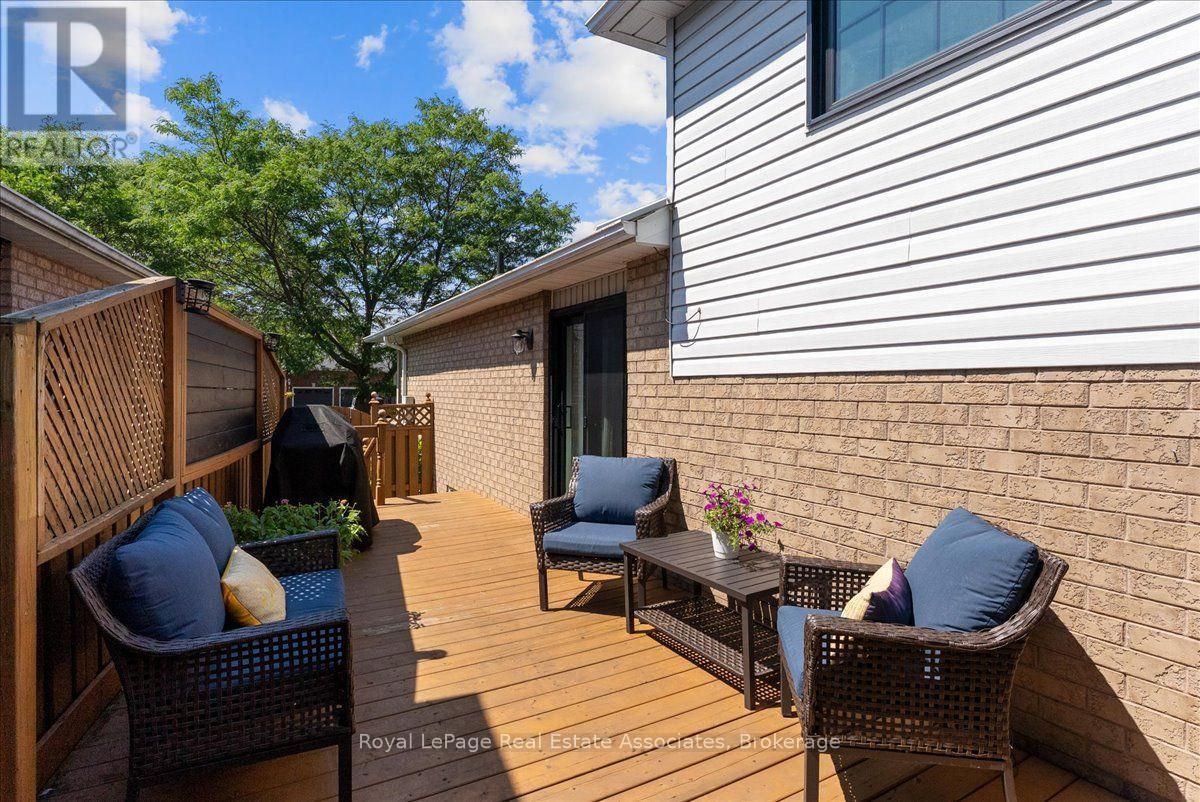 1464 Trowbridge Drive Property Photo 34