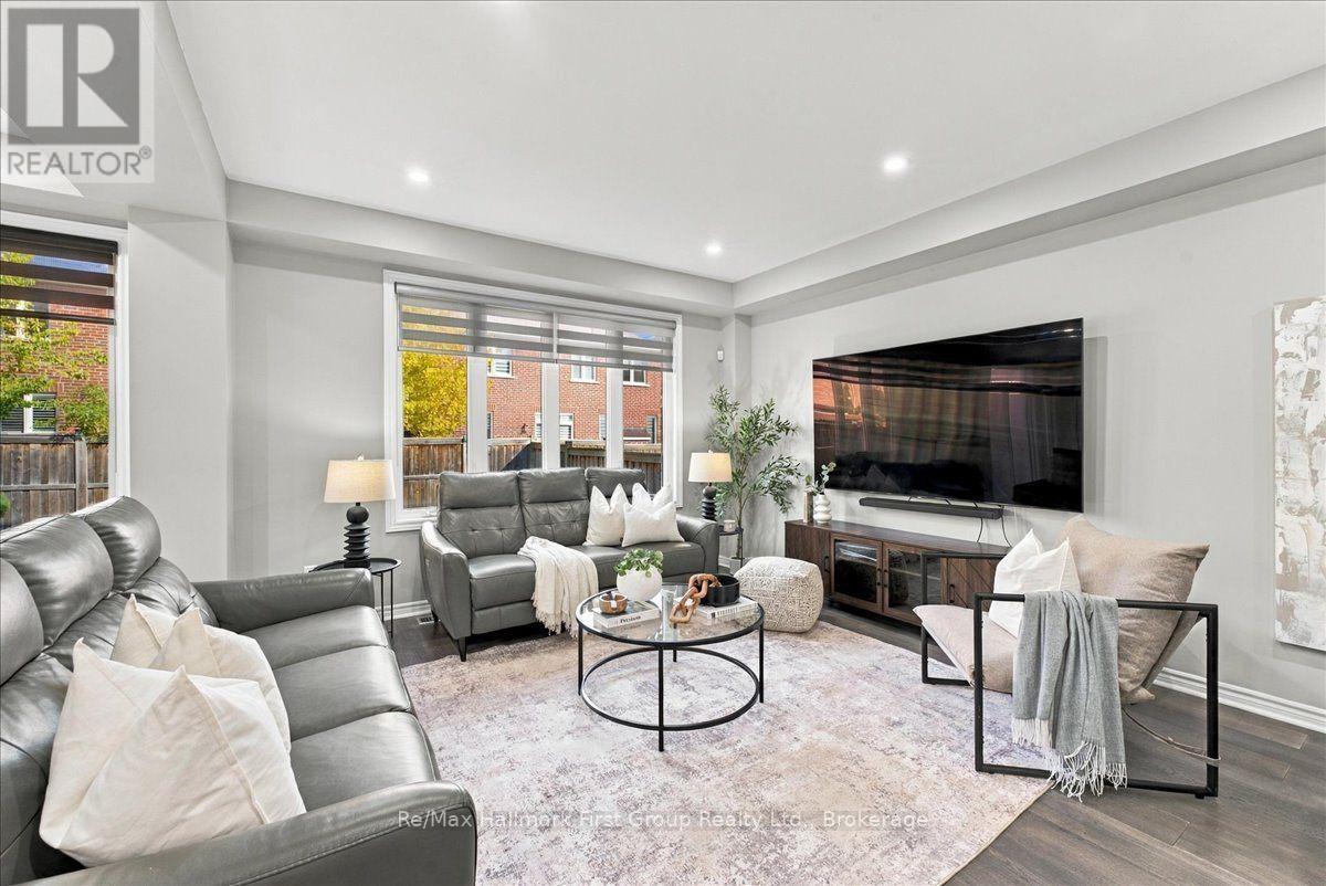 9 Tampsett Avenue Property Photo 8