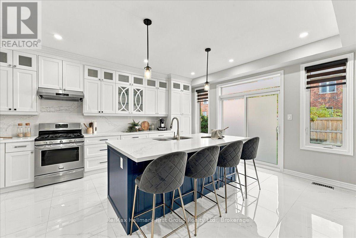 9 Tampsett Avenue Property Photo 13