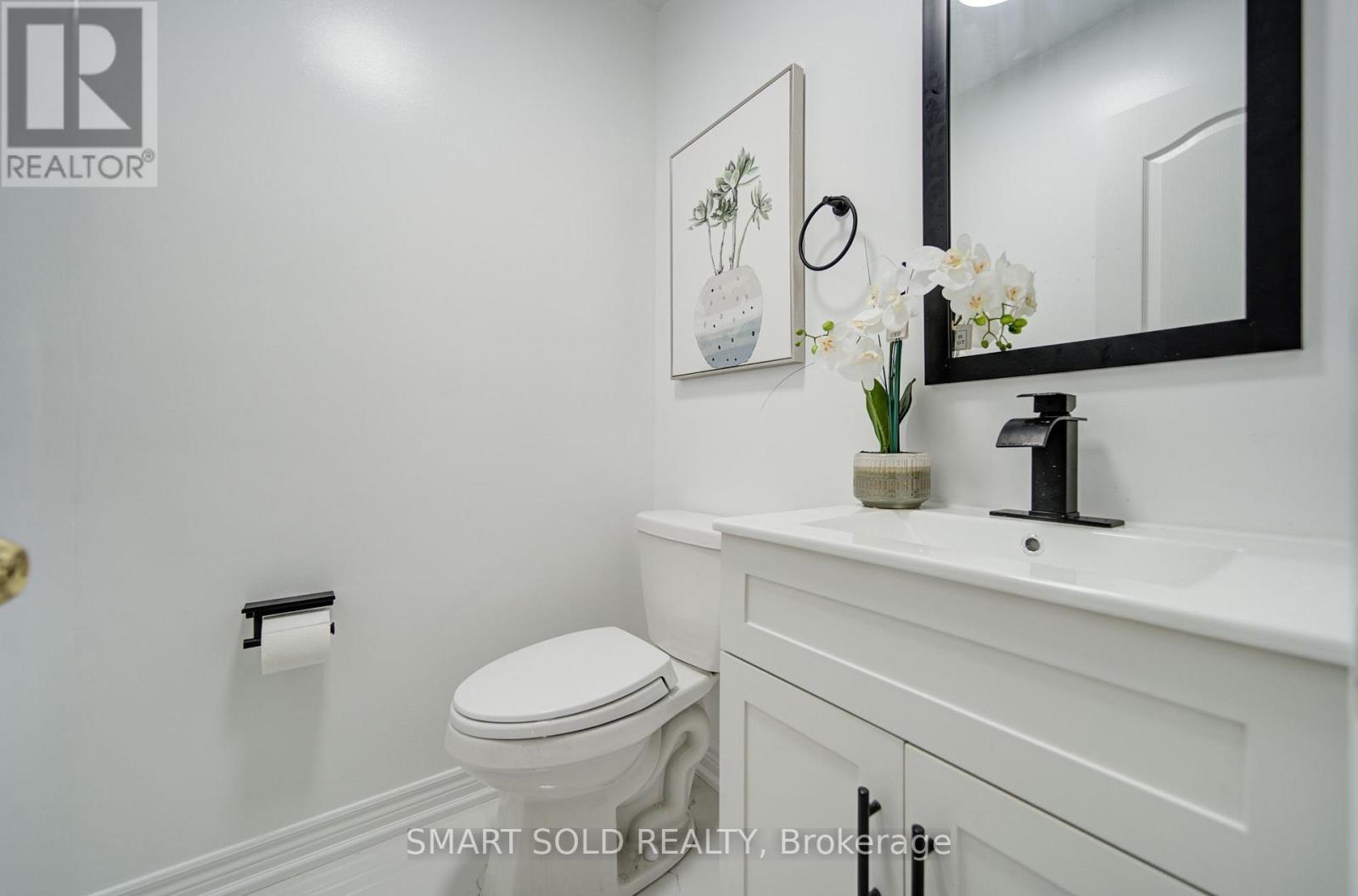 32 Brockman Crescent Property Photo 7