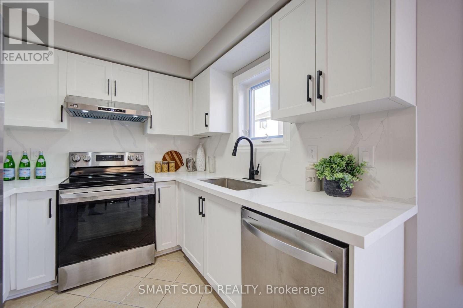 32 Brockman Crescent Property Photo 20