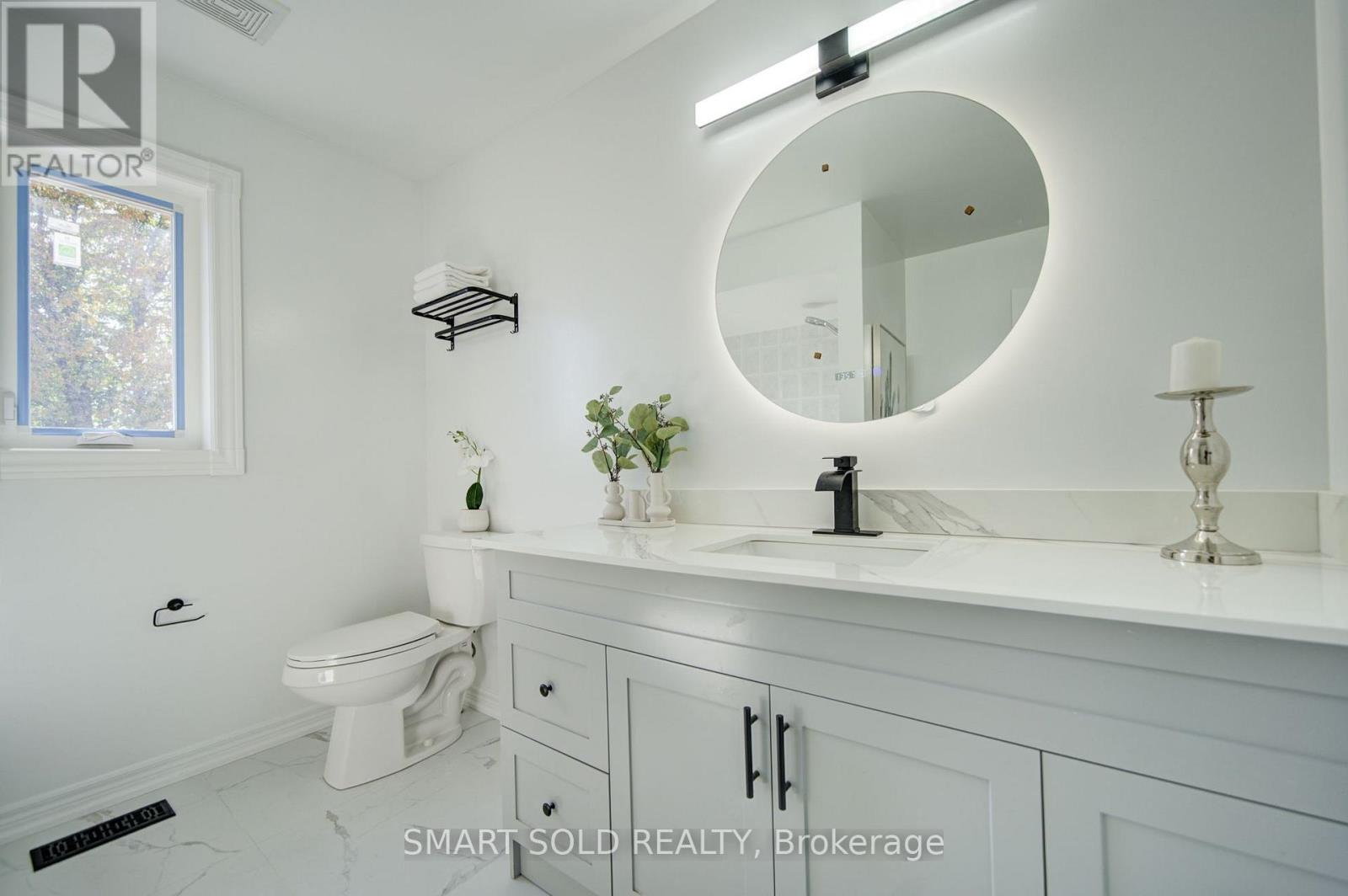 32 Brockman Crescent Property Photo 24