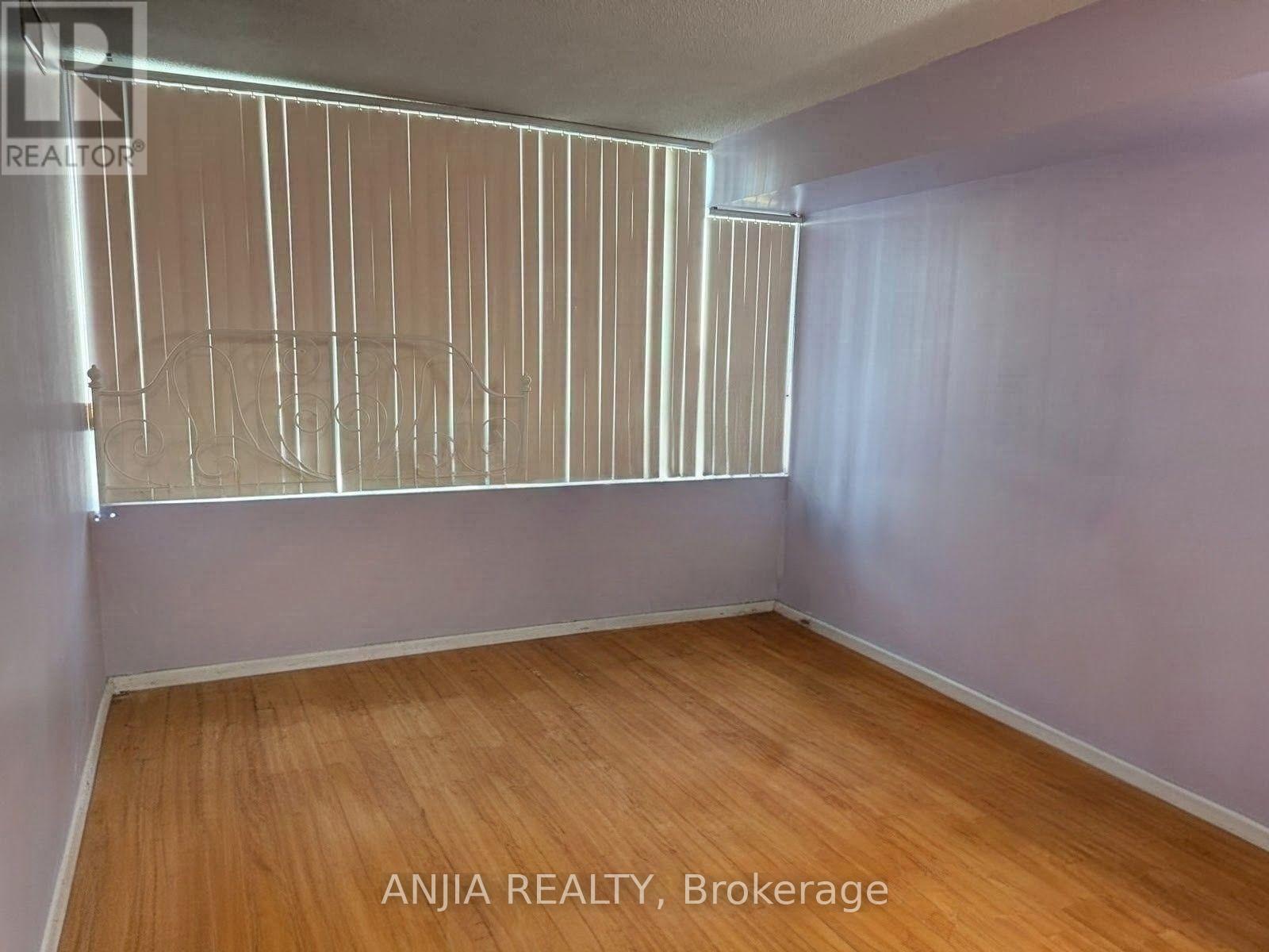 1003 - 3050 Ellesmere Road Property Photo 1