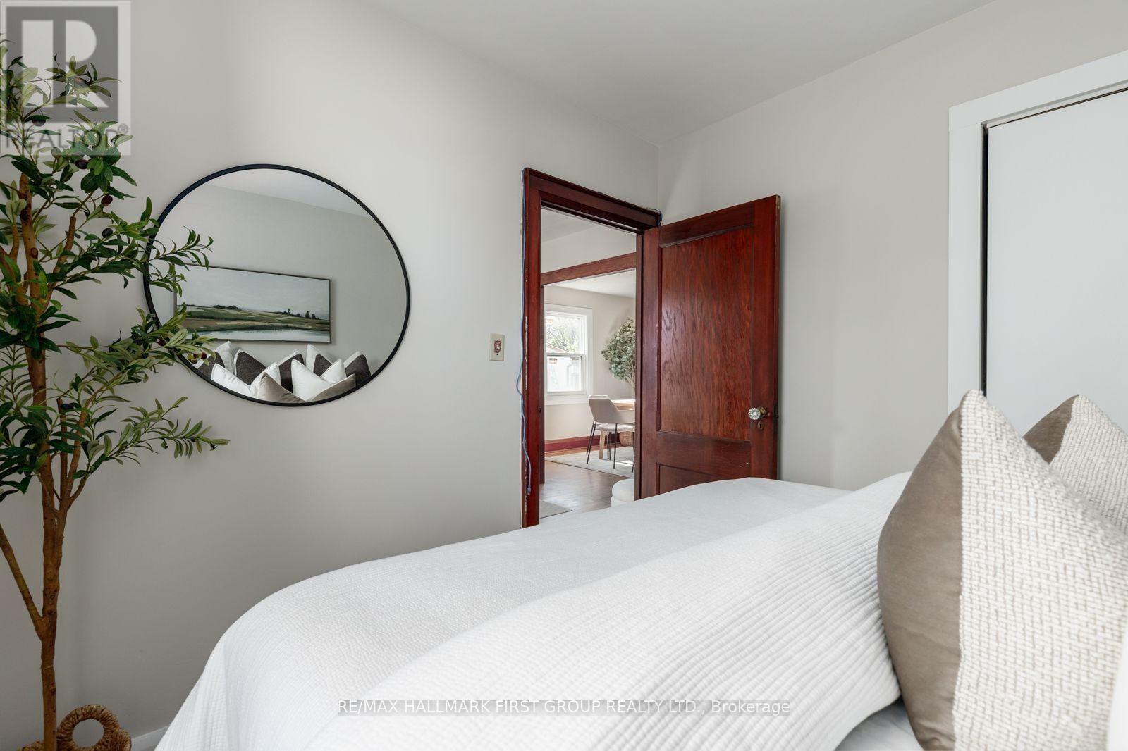 350 Oshawa Boulevard S Property Photo 29