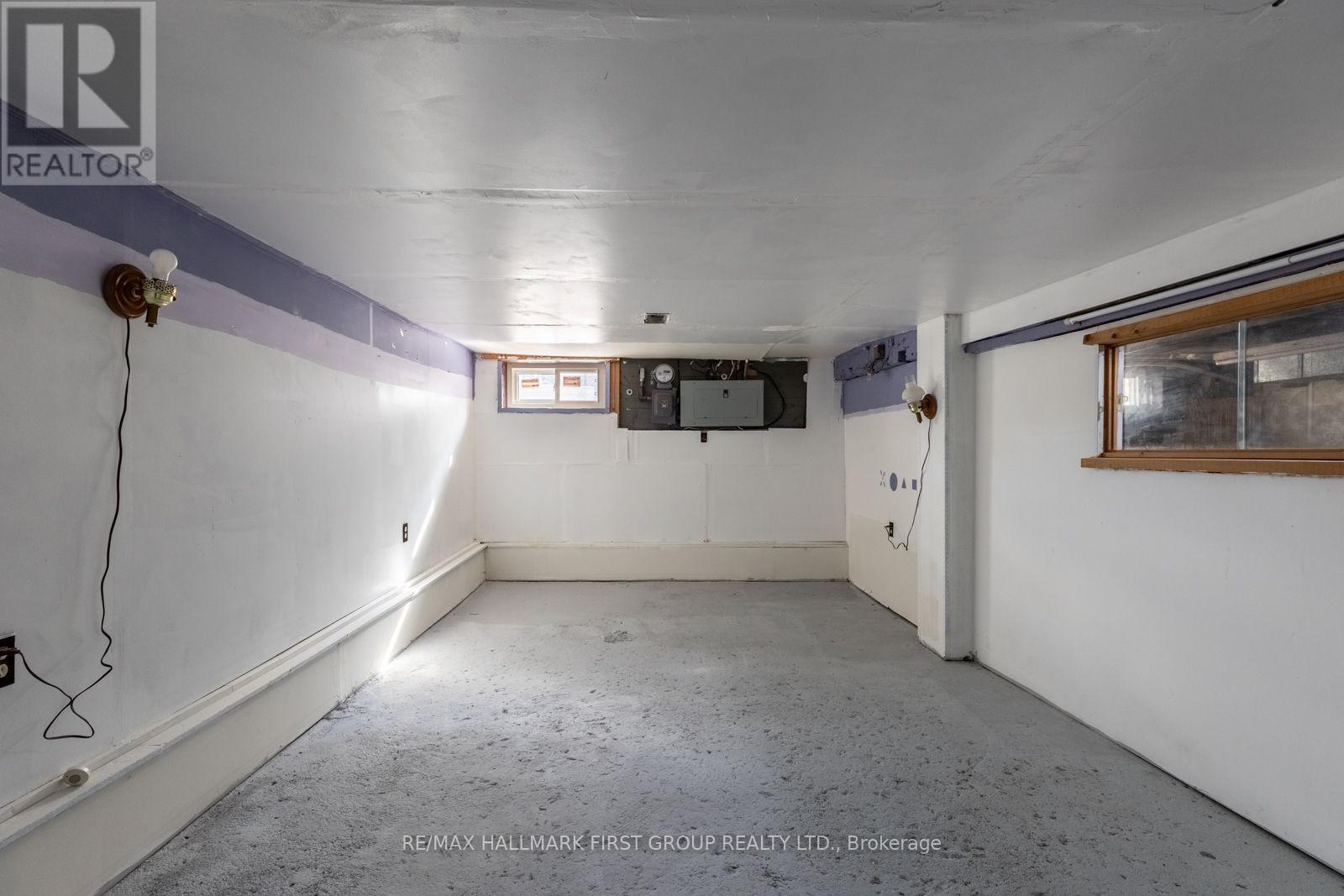 350 Oshawa Boulevard S Property Photo 35