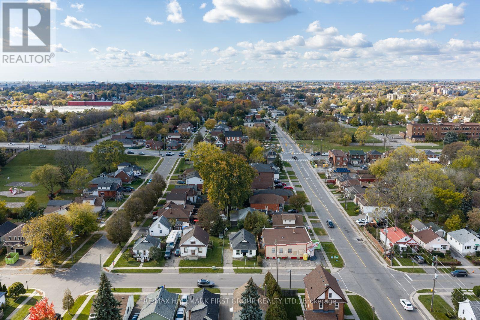 350 Oshawa Boulevard S Property Photo 43