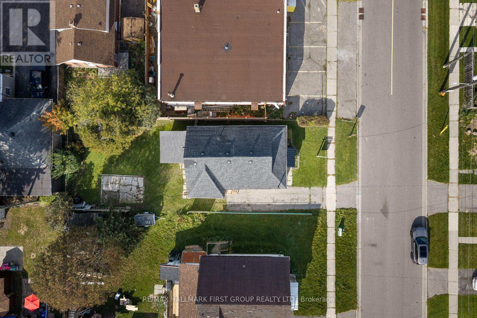 350 Oshawa Boulevard S Property Photo 44