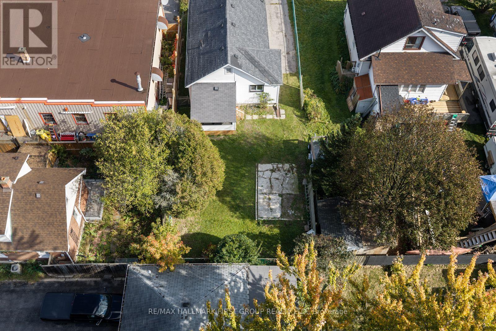 350 Oshawa Boulevard S Property Photo 45