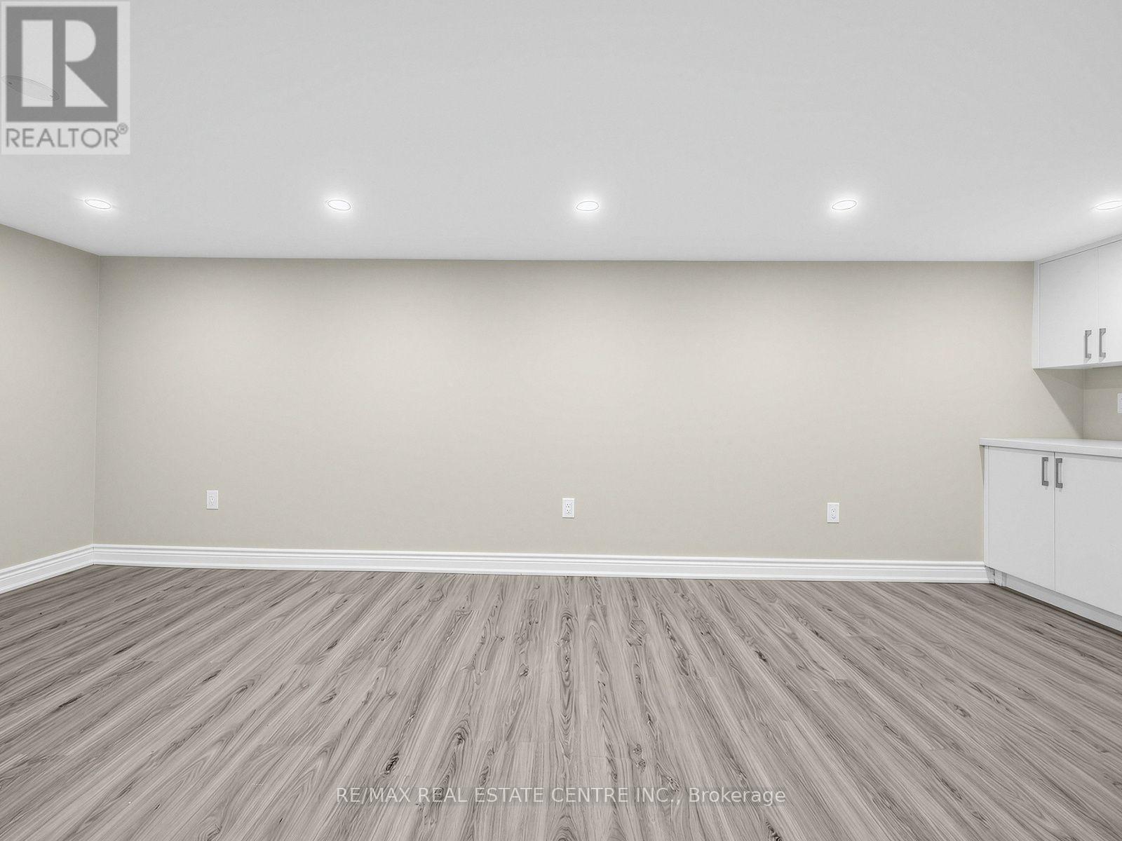 Lower - 14 Flora Drive Property Photo 3