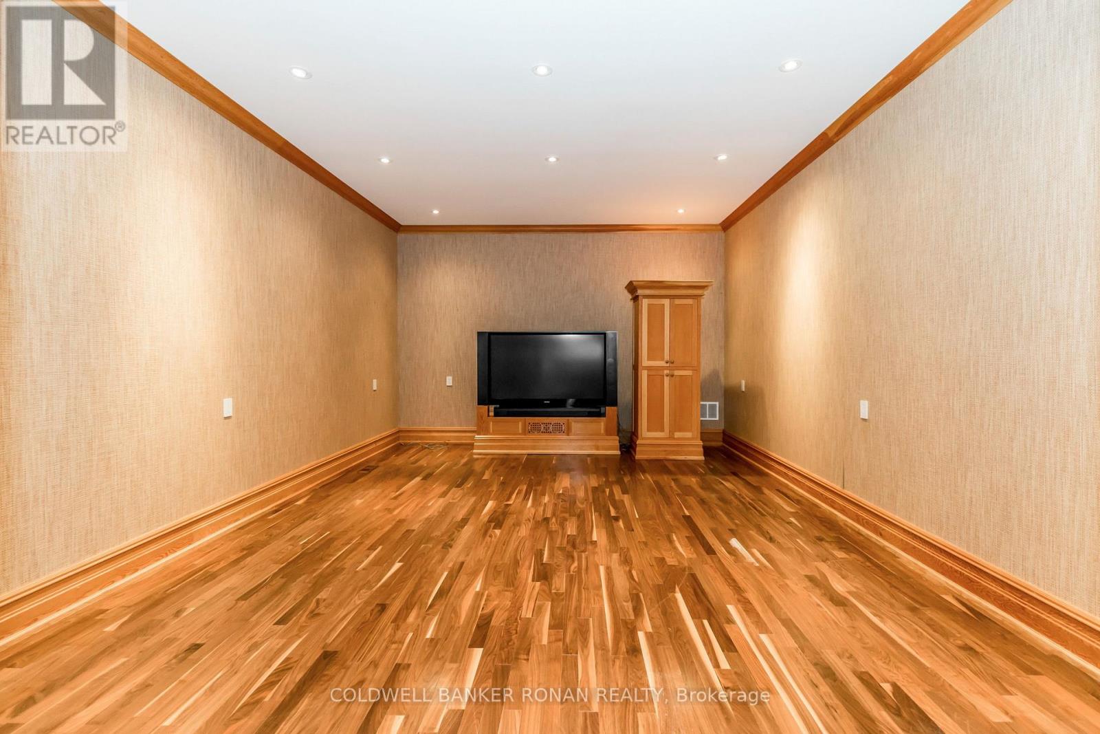 320 Chalk Lake Road Property Photo 31