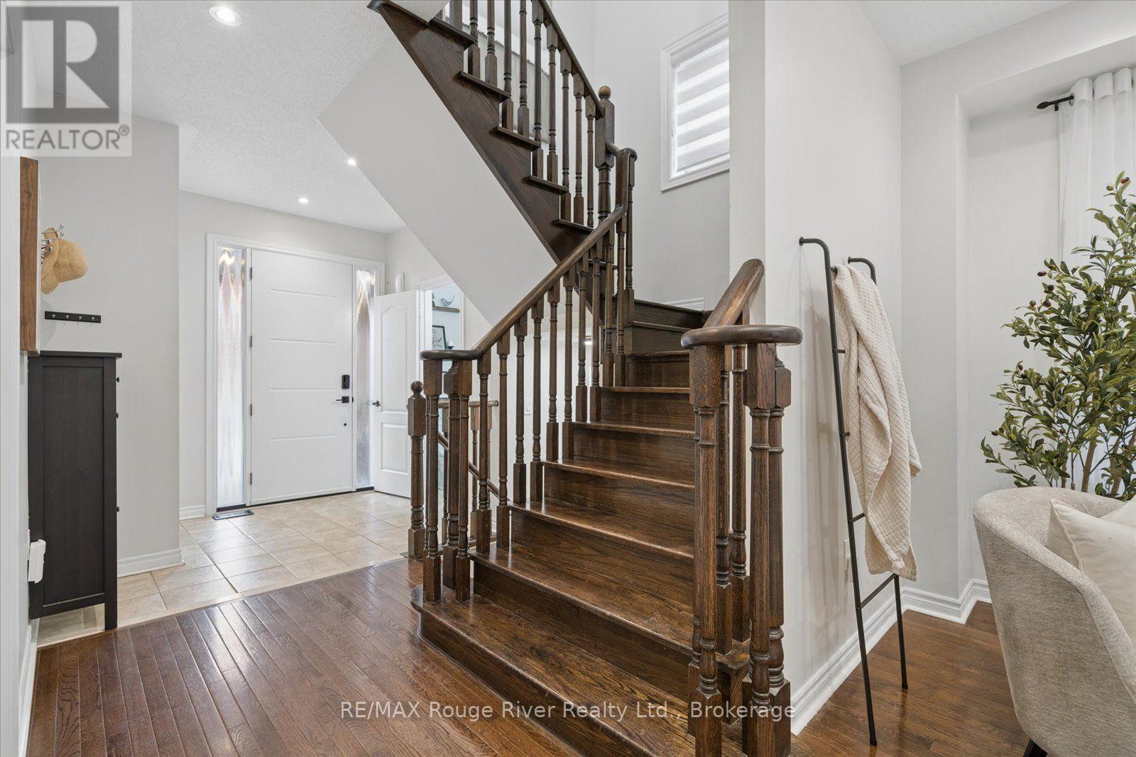 36 Shrewsbury Drive Property Photo 4