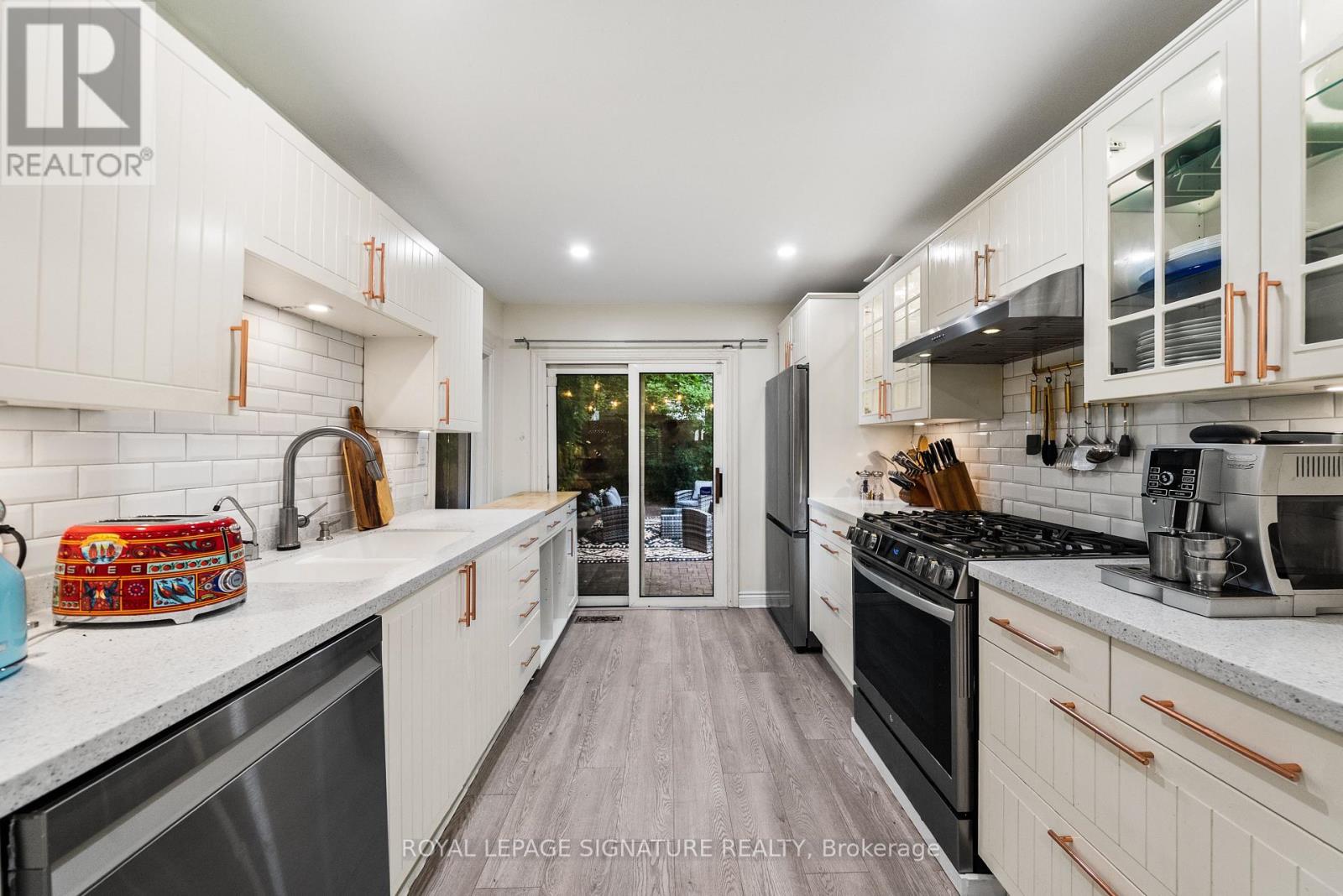 122 Duvernet Avenue Property Photo 18