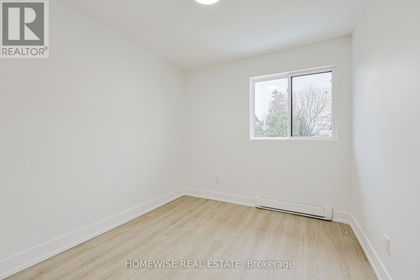 6b - 100 Liberty Street N Property Photo 11