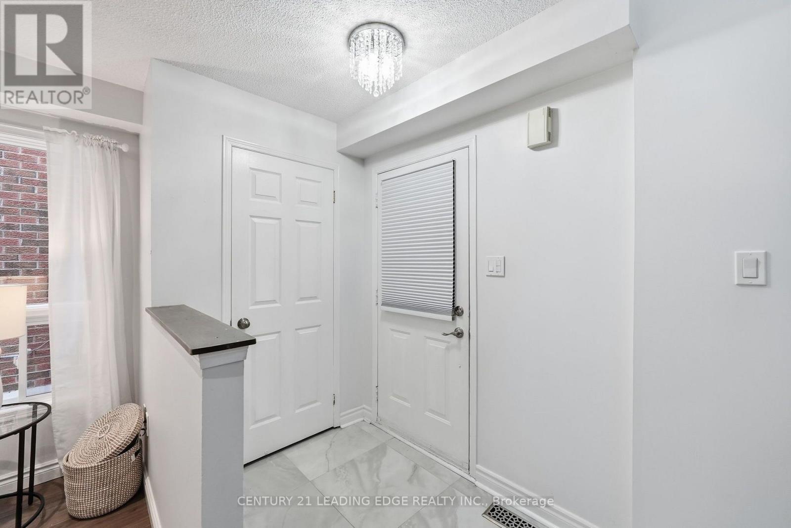 1732 Silver Maple Drive Property Photo 8