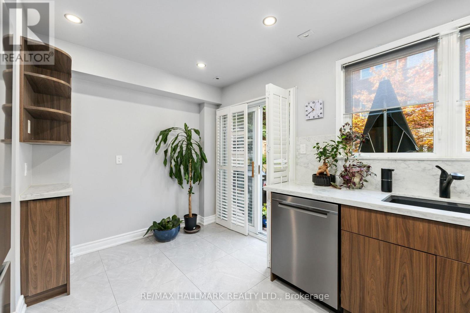 1505 - 28 Rosebank Drive Property Photo 9