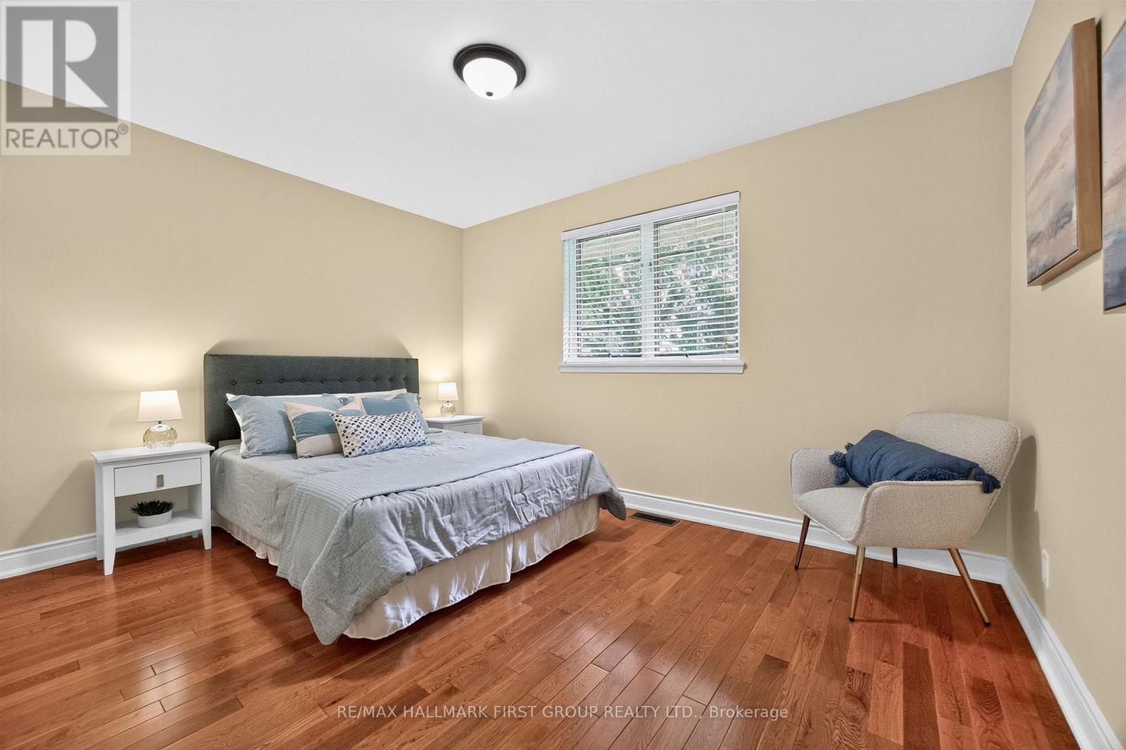 21 Ivan Road Property Photo 23