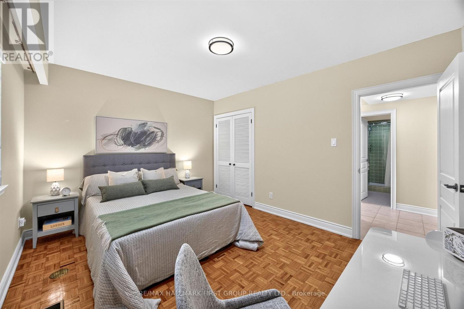 21 Ivan Road Property Photo 34