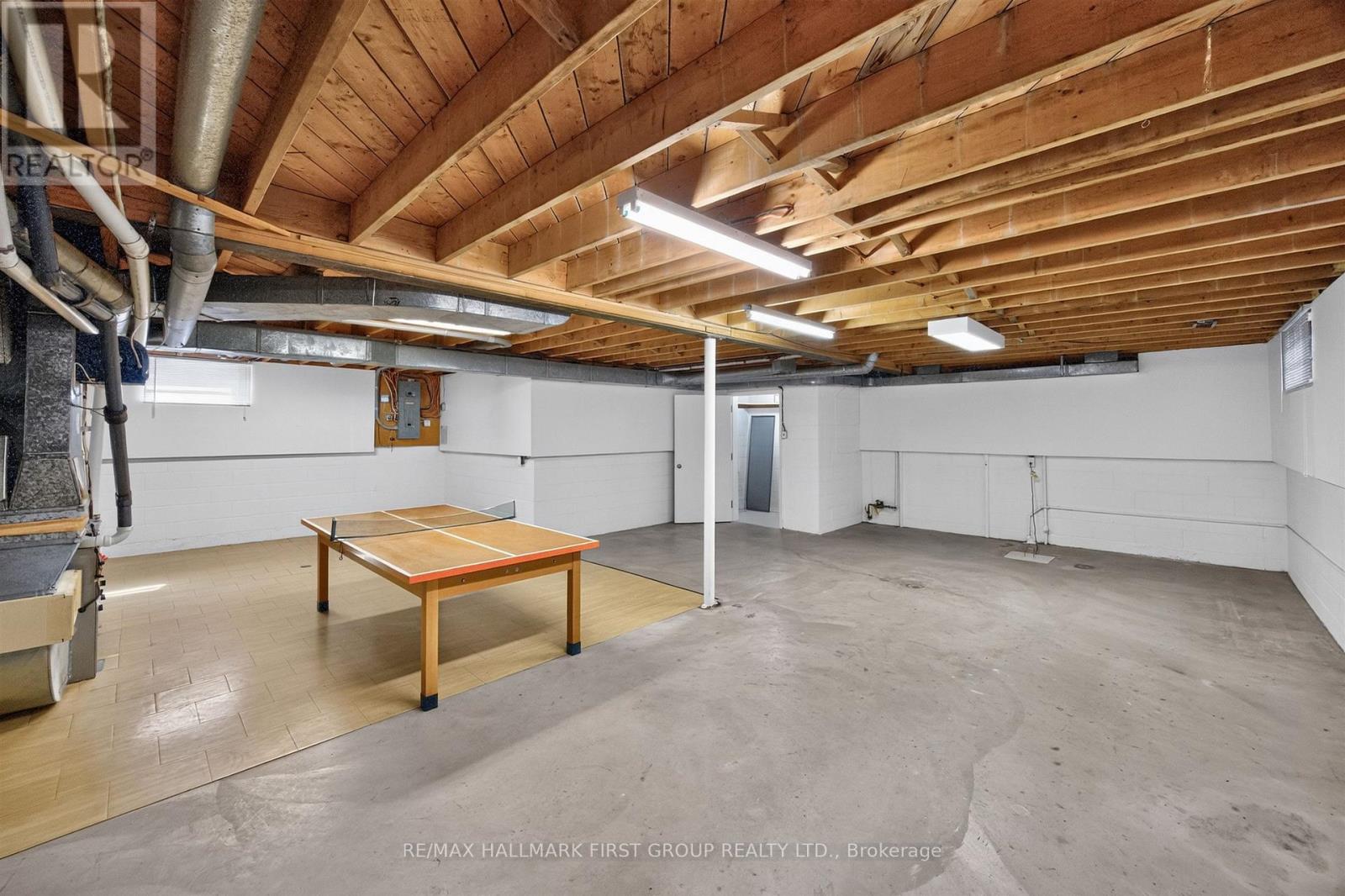 21 Ivan Road Property Photo 36